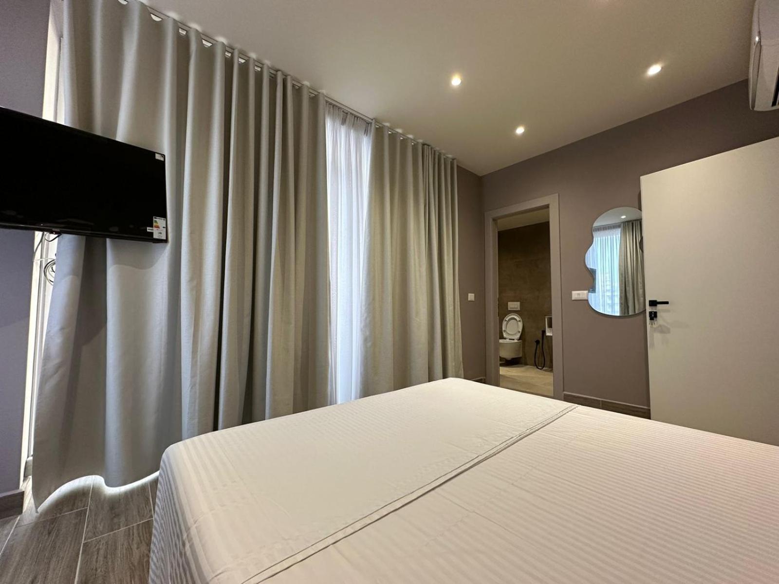 Oni Rooms Saranda Esterno foto